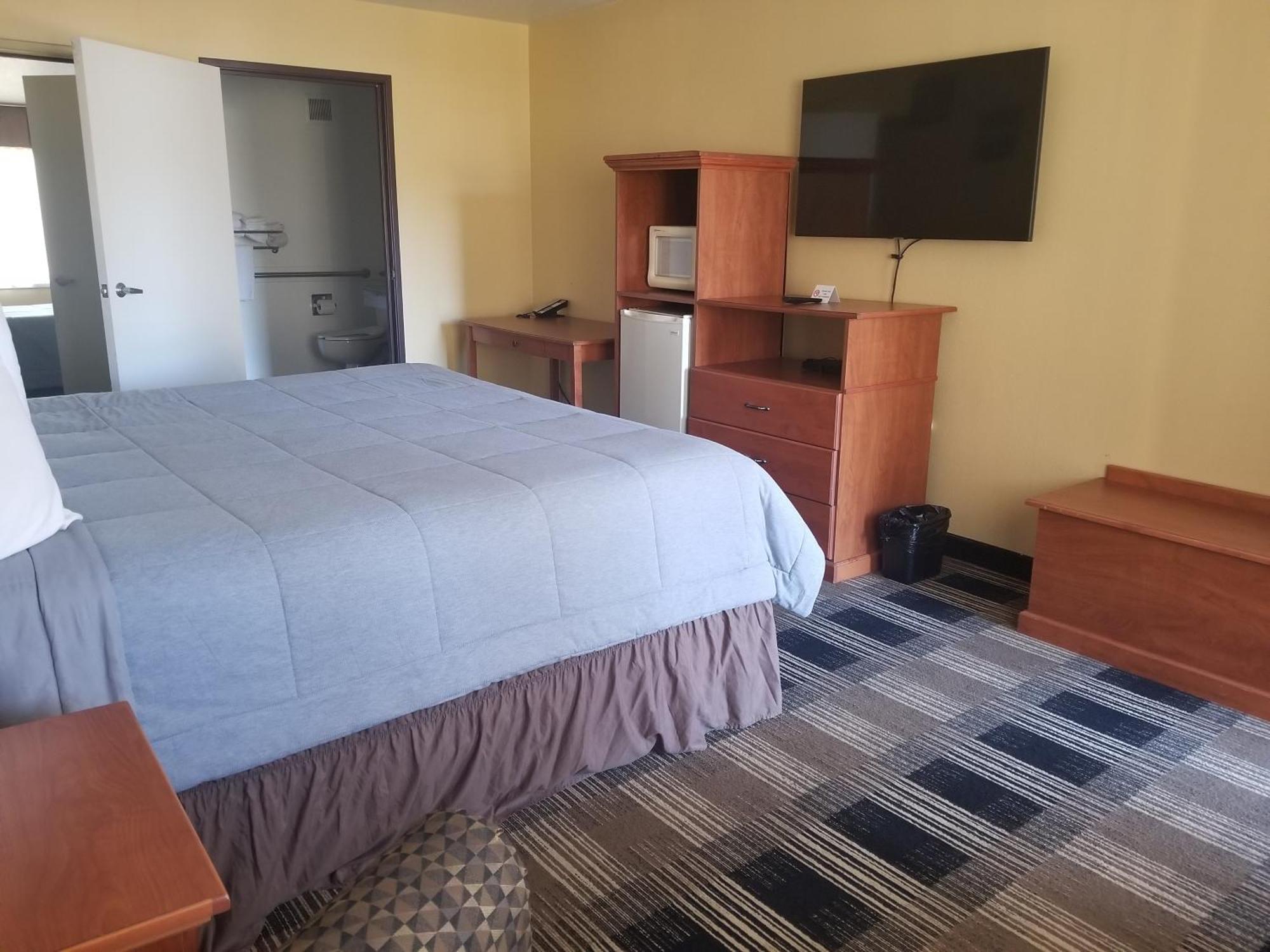 Oakridge Inn & Suites エクステリア 写真