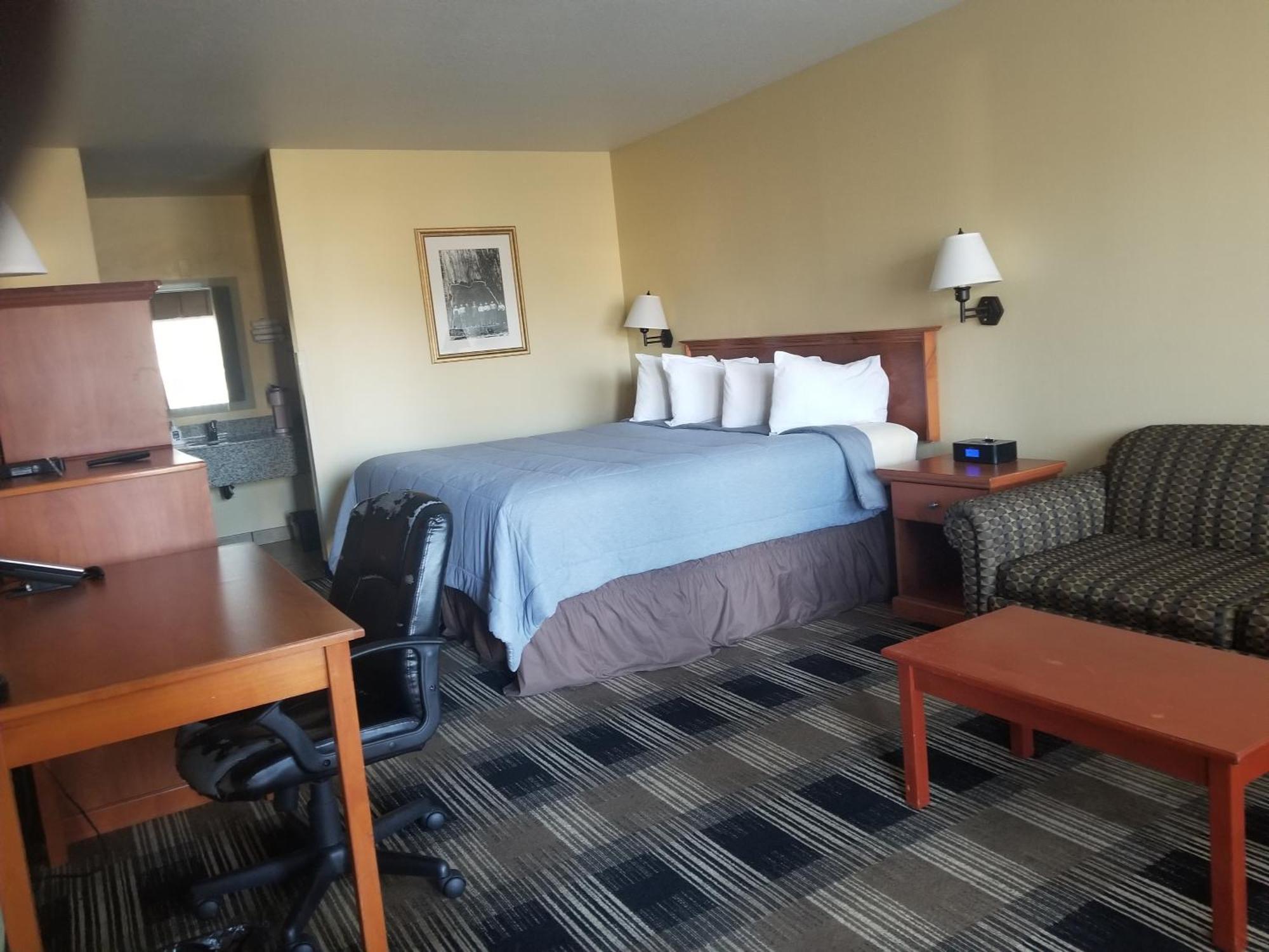 Oakridge Inn & Suites エクステリア 写真