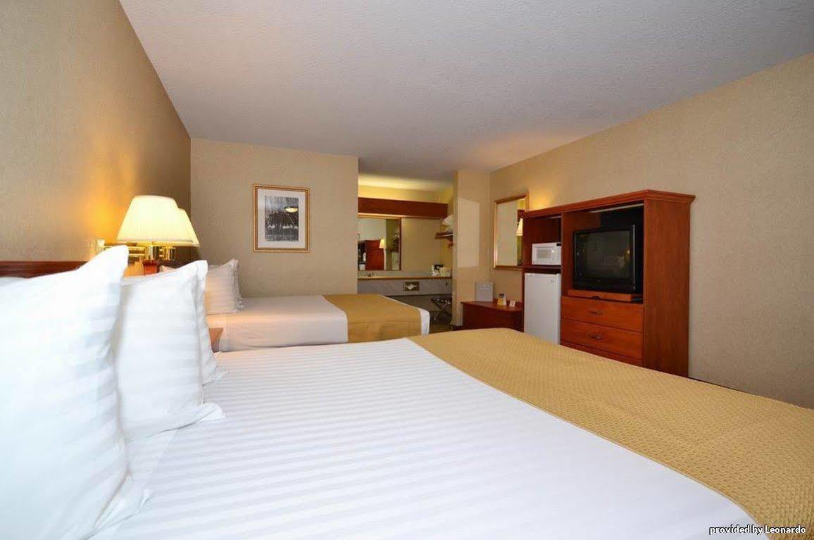 Oakridge Inn & Suites 部屋 写真